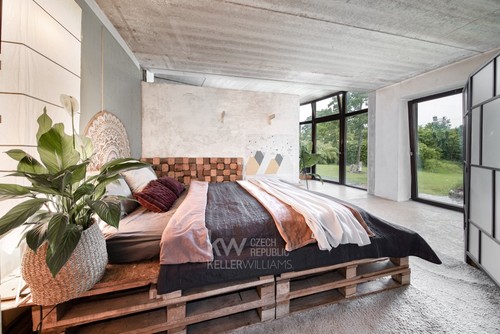 Prodaná vila 229 m², pozemek 1335 m²