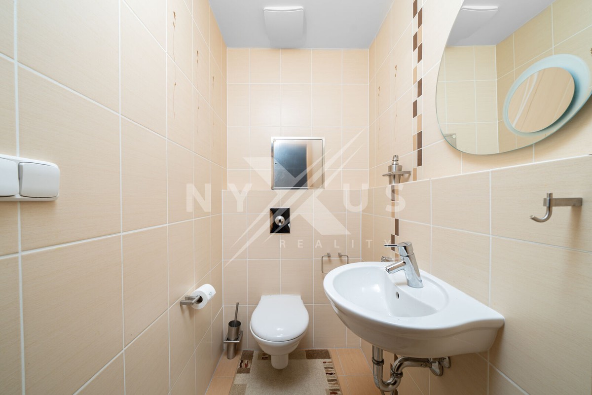 Prodej bytu 4+kk 155 m²