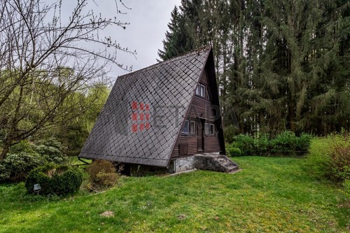 Prodaná chata 80 m², pozemek 424 m²