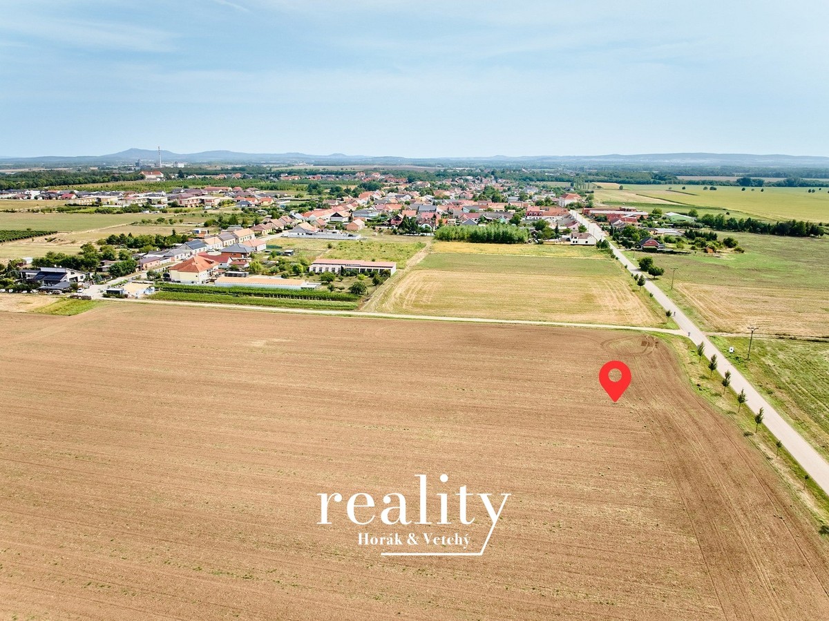Prodej stavebního pozemku 4000 m²