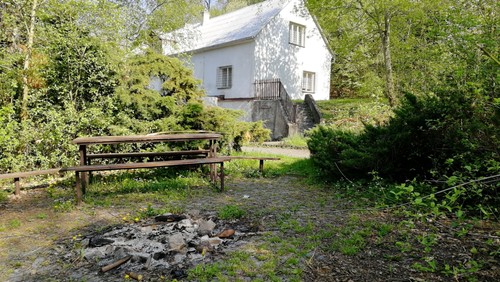 Prodaný dům 411 m², pozemek 8452 m²