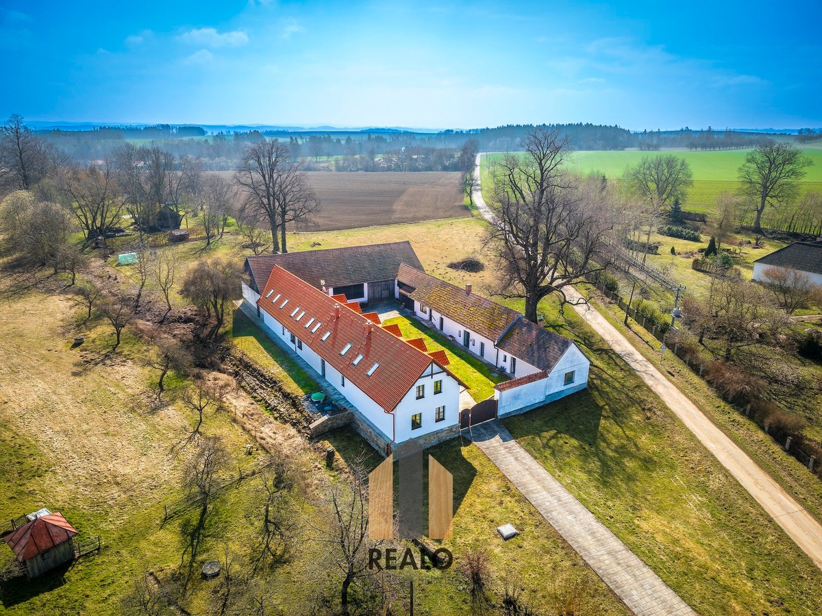 Prodej chalupy 399 m², pozemek 6536 m²