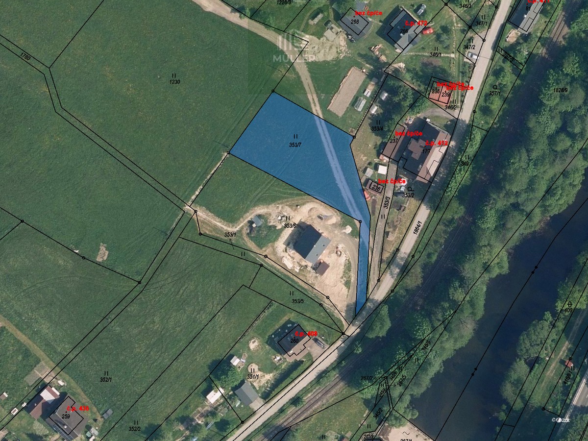 Prodej stavebního pozemku 1636 m²