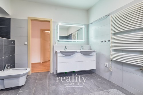 Prodaný dům 202 m², pozemek 1641 m²