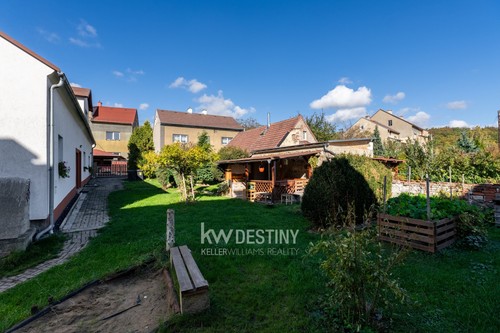 Prodaný dům 300 m², pozemek 676 m²
