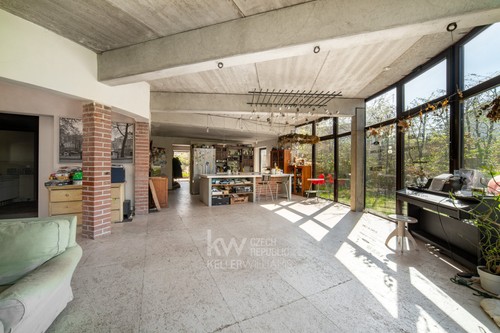 Prodaná vila 229 m², pozemek 1335 m²