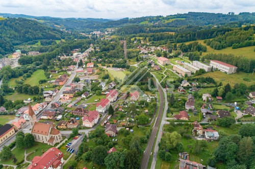 Prodej stavebního pozemku 1693 m²