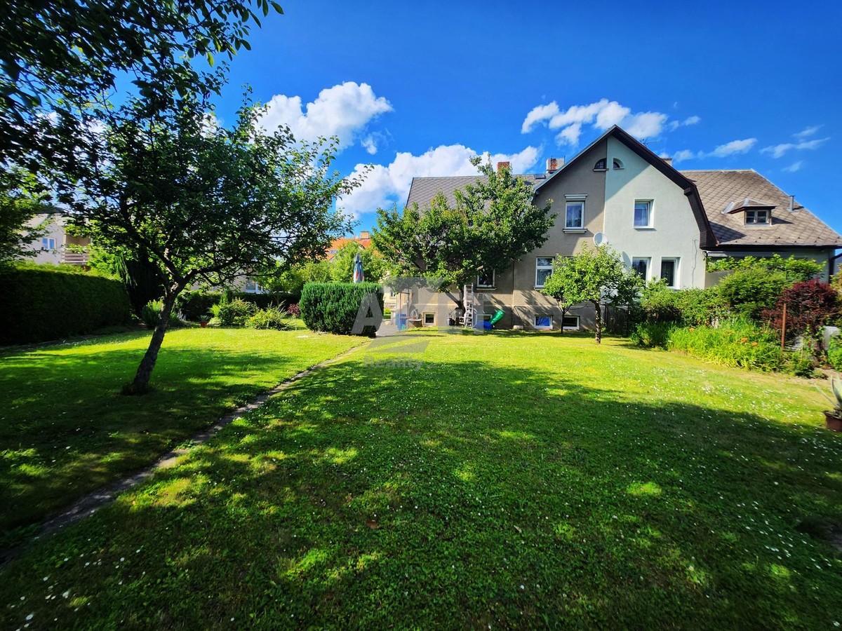 Prodej domu 280 m², pozemek 1031 m²