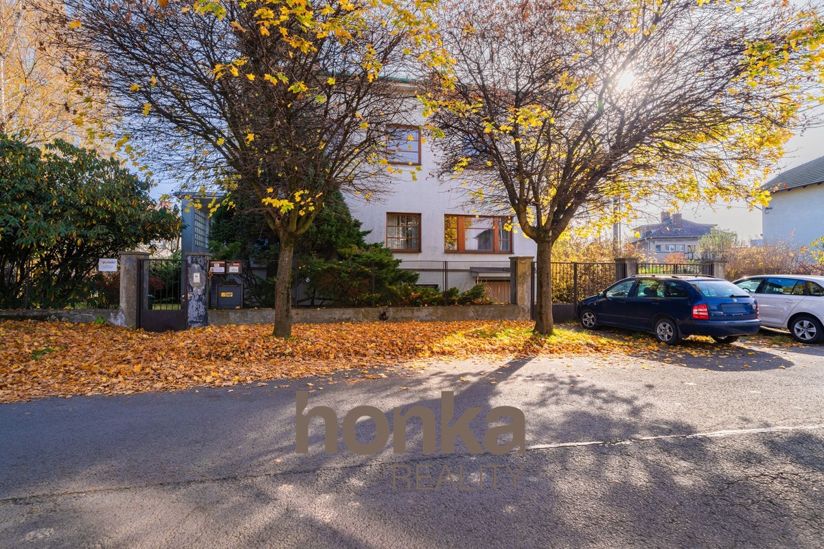 Prodej vily 183 m², pozemek 1161 m²