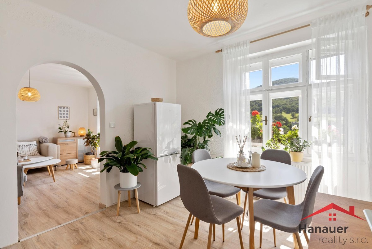 Prodej domu 178 m², pozemek 1299 m²