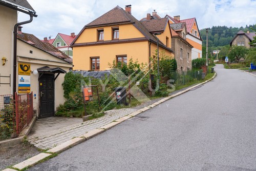 Prodej stavebního pozemku 1693 m²