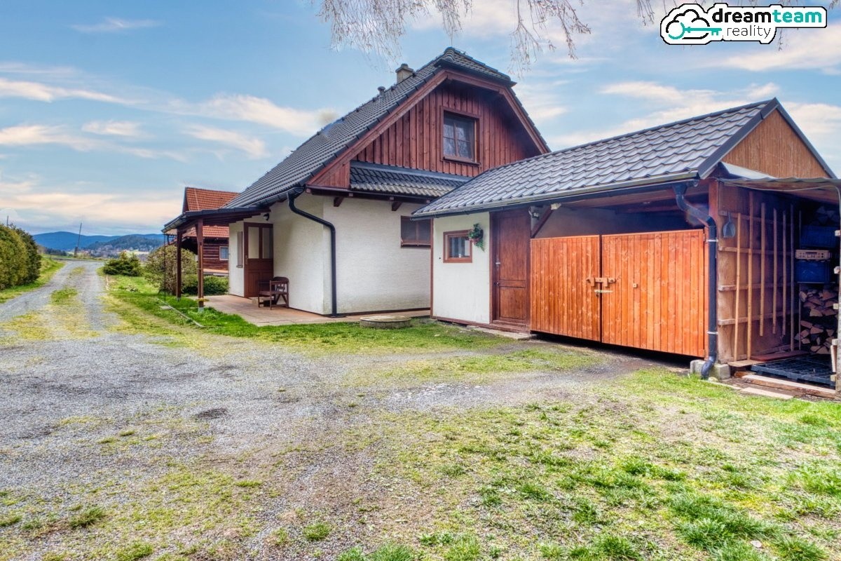 Prodej domu 110 m², pozemek 951 m²