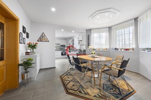 Prodaný dům 244 m², pozemek 965 m²