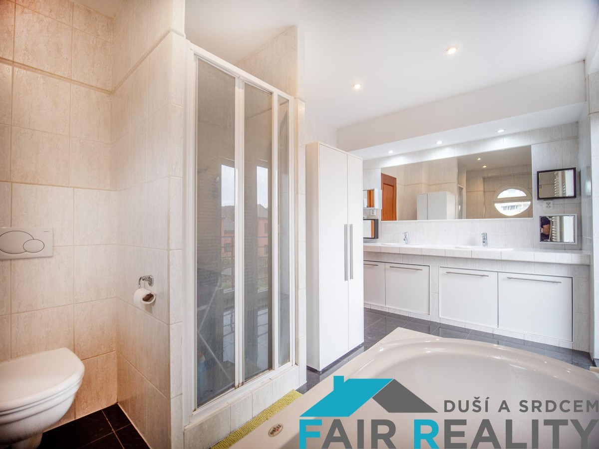 Prodej domu 172 m², pozemek 453 m²