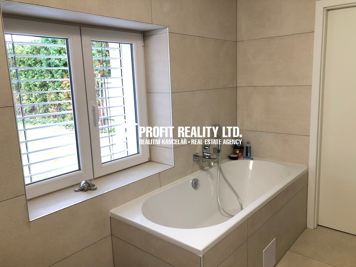 Prodej domu 195 m², pozemek 692 m²