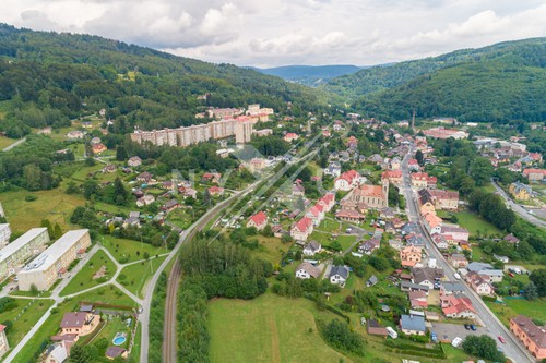 Prodej stavebního pozemku 1693 m²