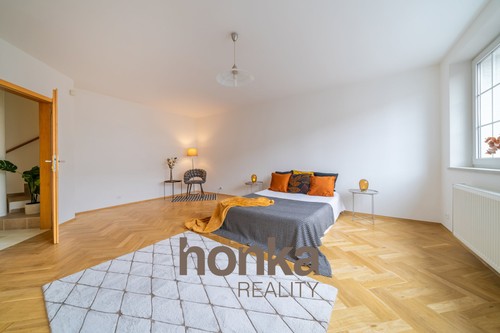 Prodej domu 354 m², pozemek 380 m²