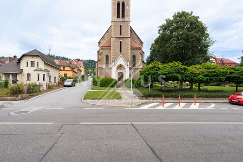 Prodej stavebního pozemku 1693 m²