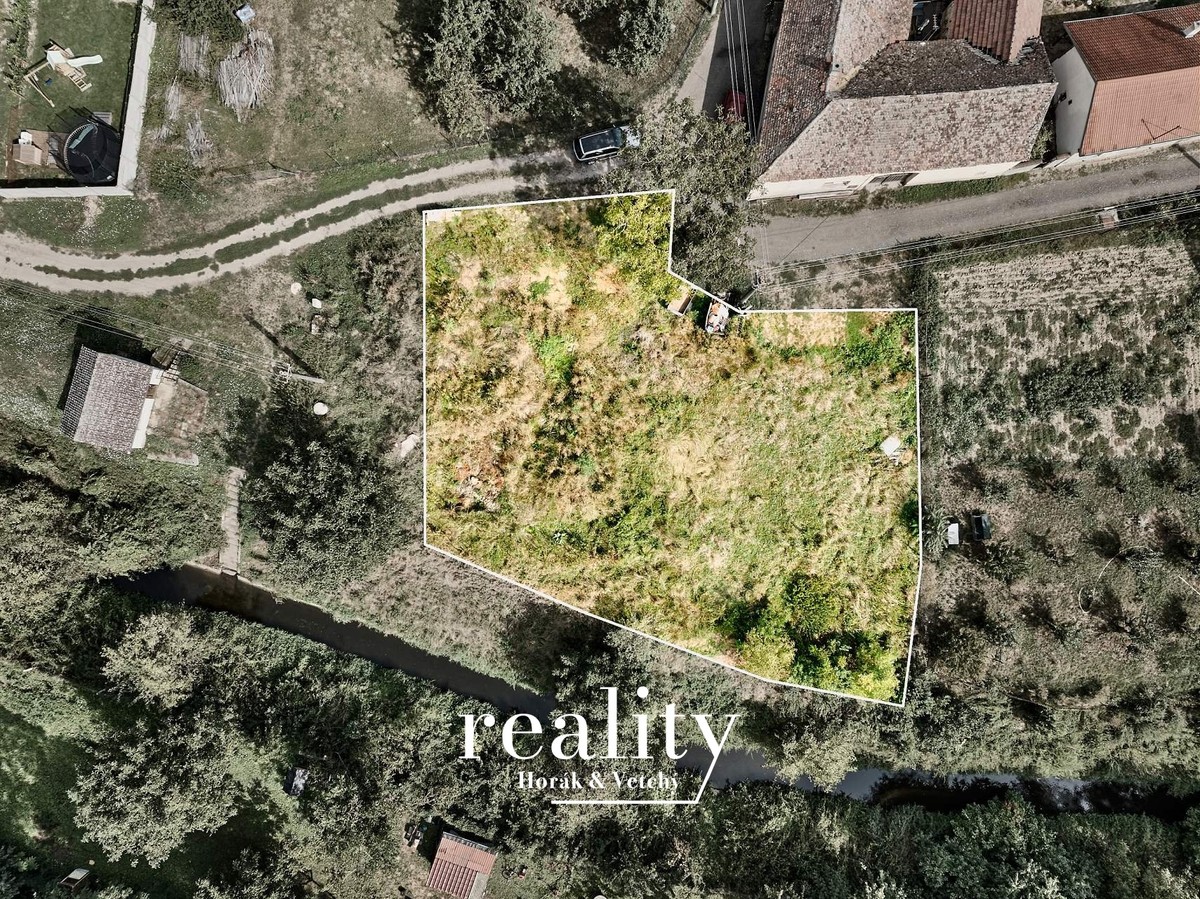 Prodej stavebního pozemku 799 m²