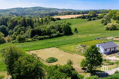 Prodej stavebního pozemku 1519 m²