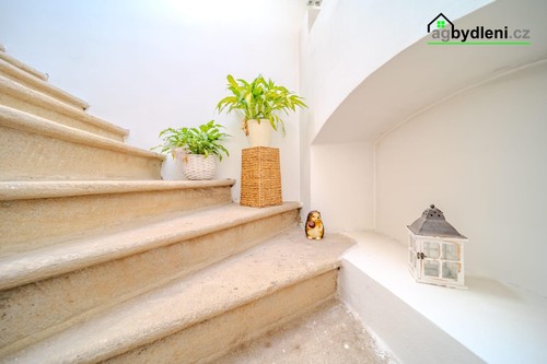 Prodej domu 240 m², pozemek 5595 m²