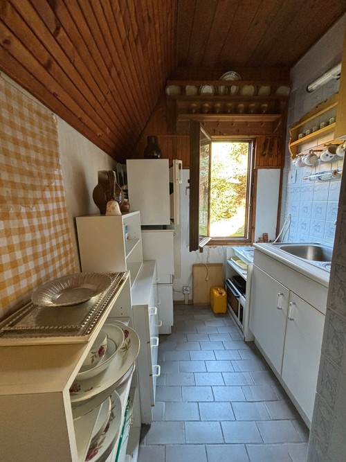 Prodaná chata 40 m², pozemek 343 m²