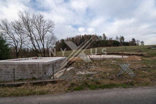 Prodej stavebního pozemku 2184 m²