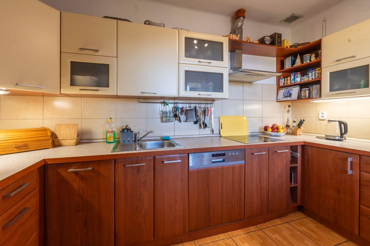 Prodej domu 190 m², pozemek 1212 m²