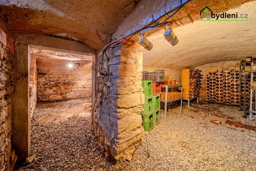 Prodej domu 240 m², pozemek 5595 m²