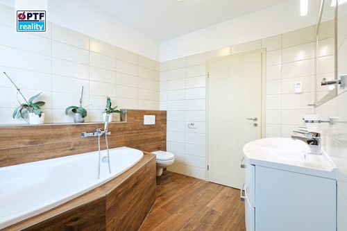 Prodaný dům 100 m², pozemek 646 m²