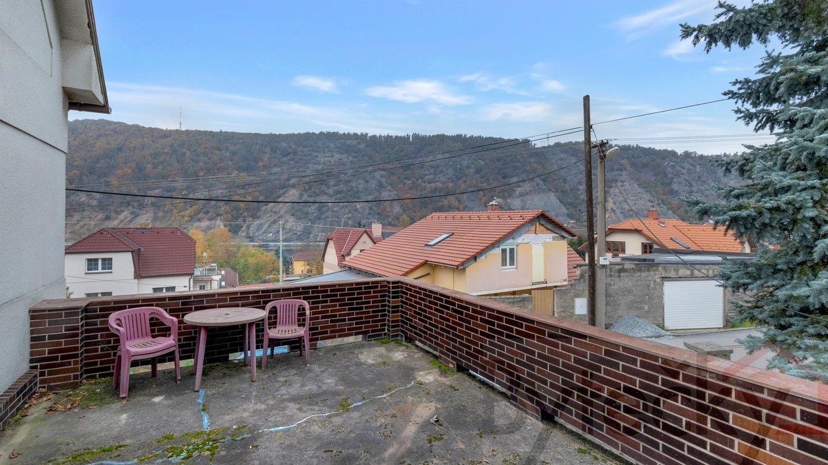 Prodej domu 200 m², pozemek 866 m²