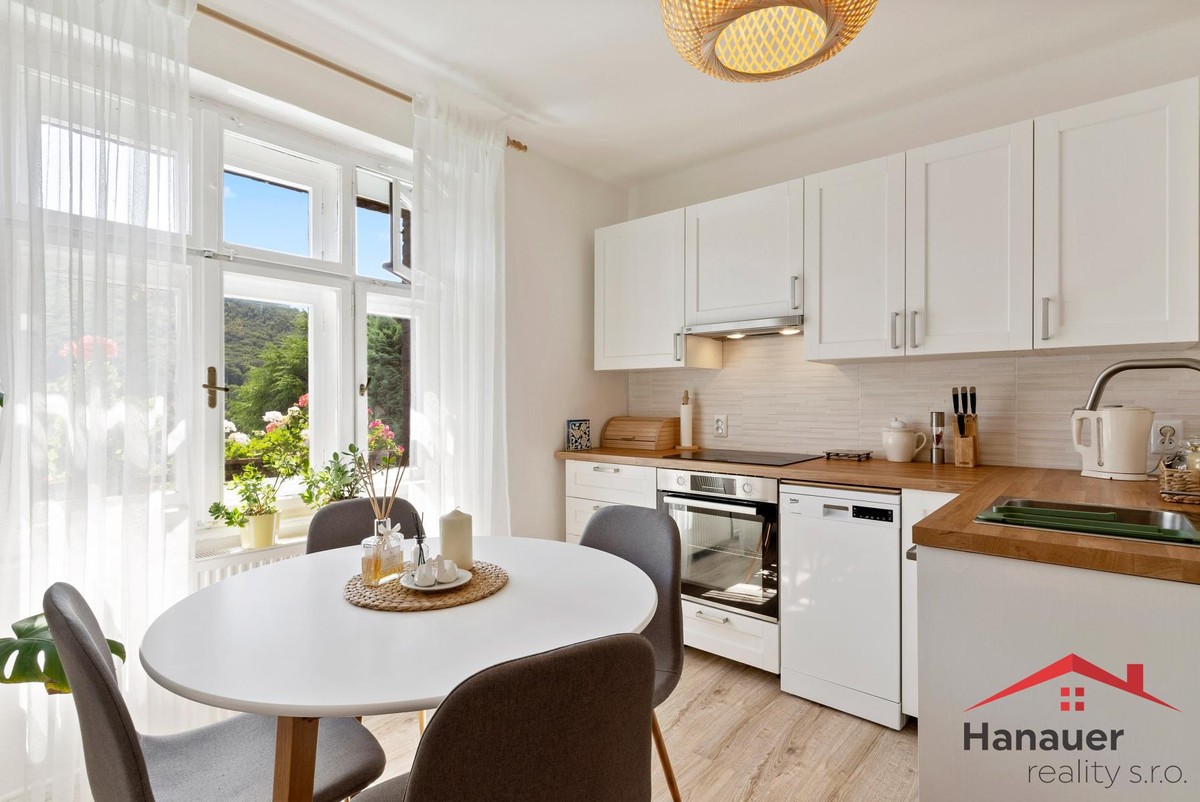 Prodej domu 178 m², pozemek 1299 m²