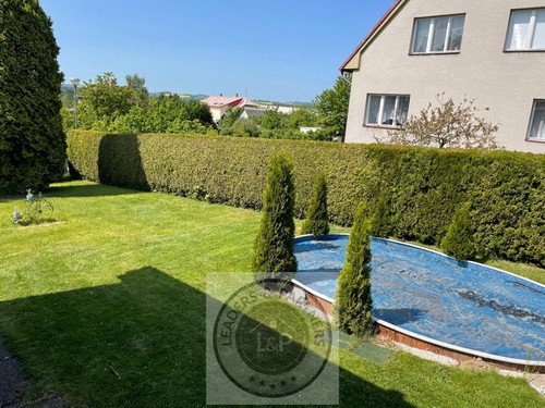 Prodaná chata 200 m², pozemek 1033 m²