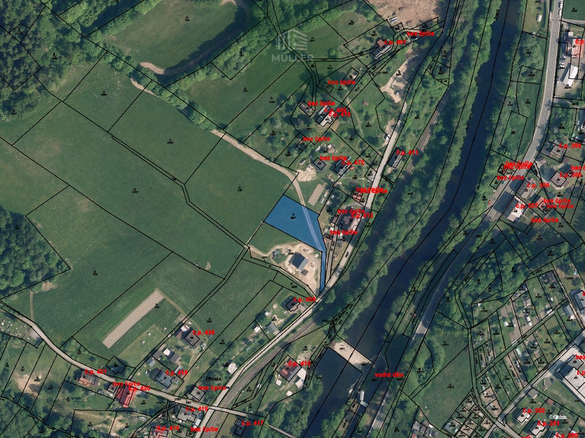 Prodej stavebního pozemku 1636 m²
