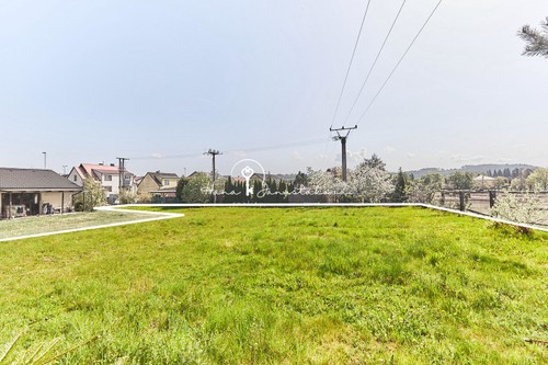 Prodej stavebního pozemku 1039 m²