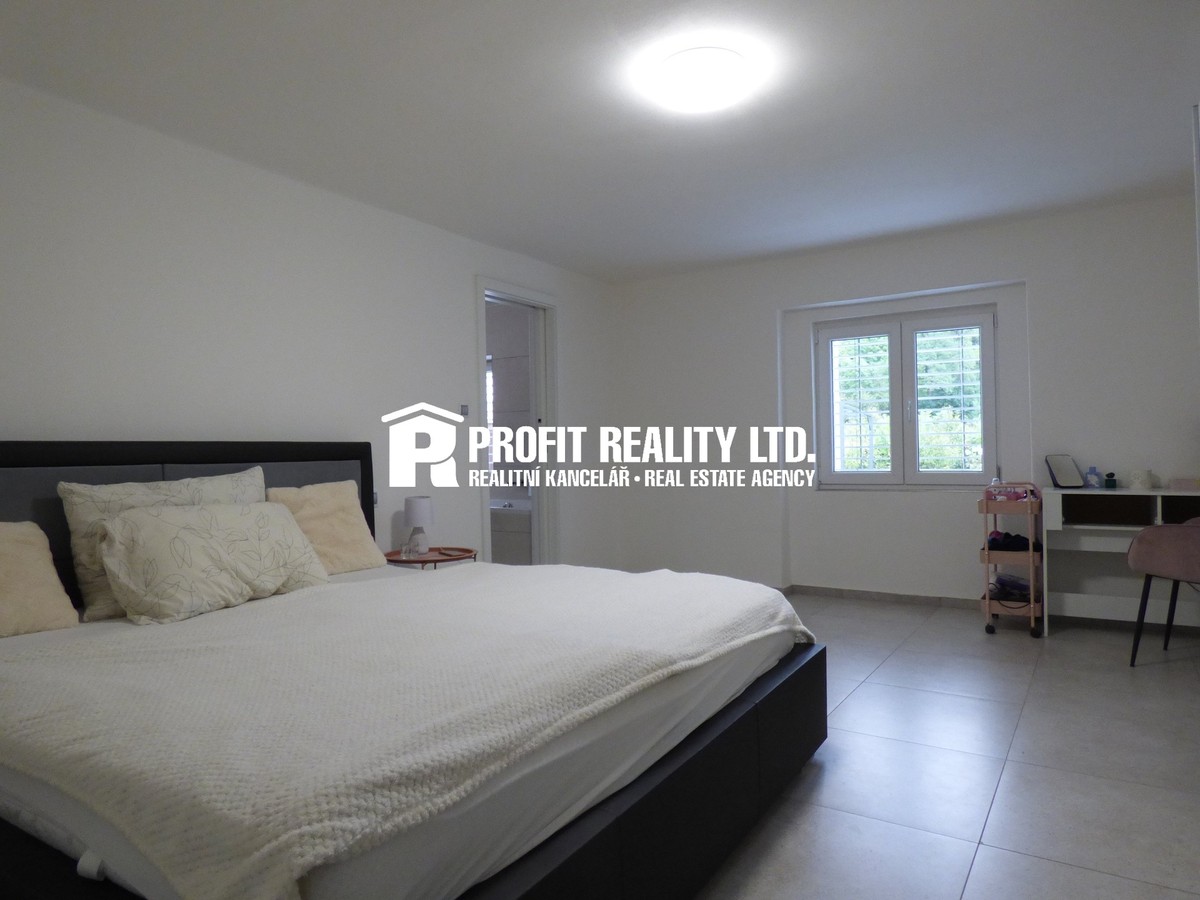 Prodej domu 195 m², pozemek 692 m²