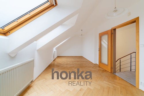 Prodej domu 354 m², pozemek 380 m²