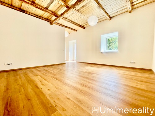 Prodej domu 140 m², pozemek 303 m²