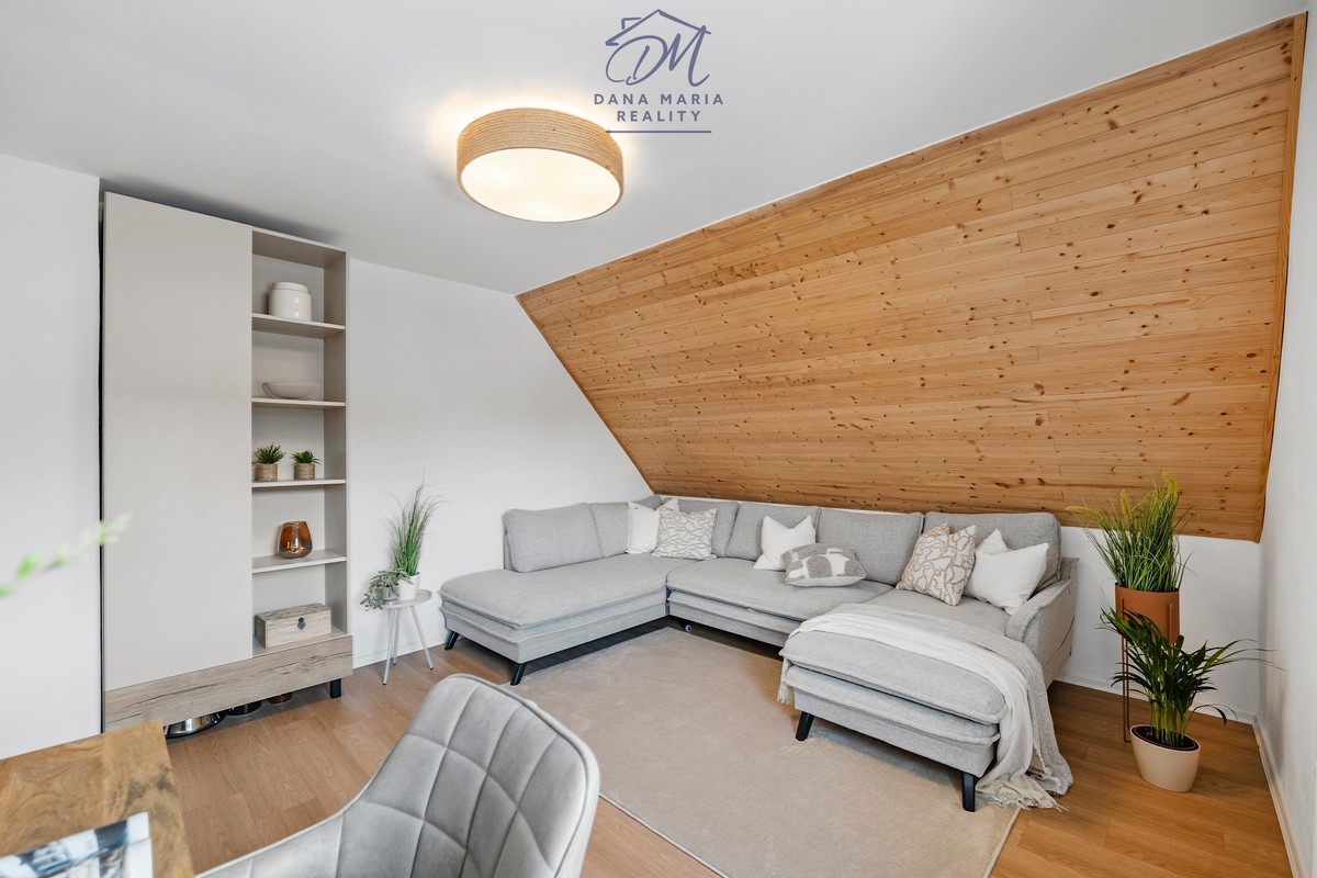 Prodej domu 218 m², pozemek 674 m²