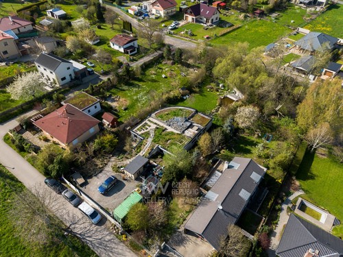 Prodaná vila 229 m², pozemek 1335 m²