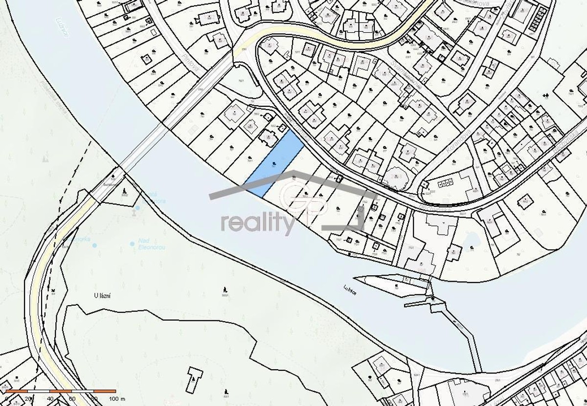 Prodej stavebního pozemku 1330 m²
