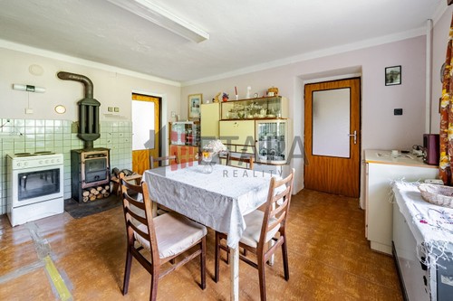 Prodaná chalupa 230 m², pozemek 1951 m²