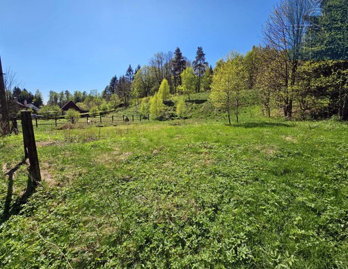 Prodej stavebního pozemku 1346 m²