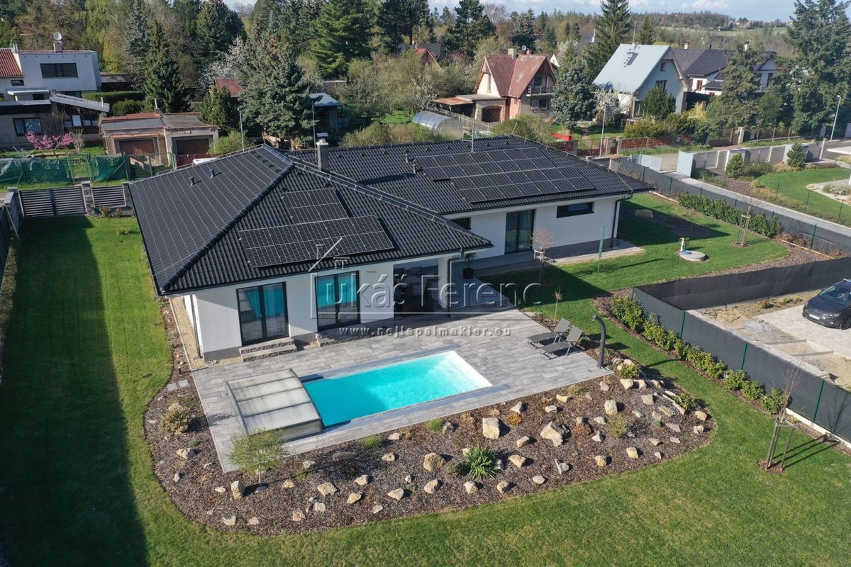 Prodej domu 221 m², pozemek 1950 m²