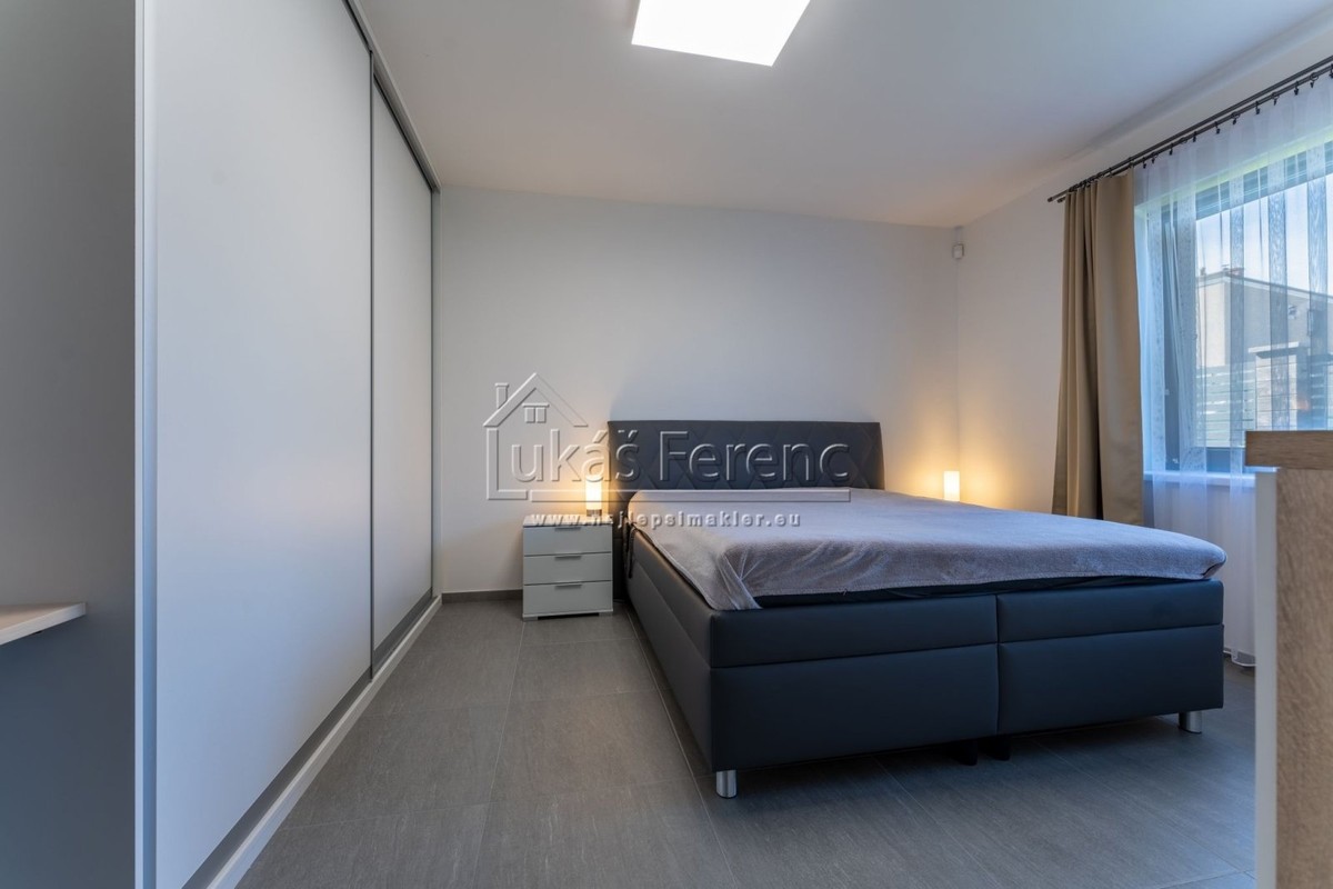 Prodej domu 221 m², pozemek 1950 m²