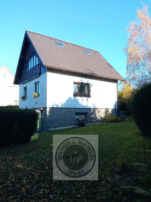 Prodaná chata 200 m², pozemek 1033 m²