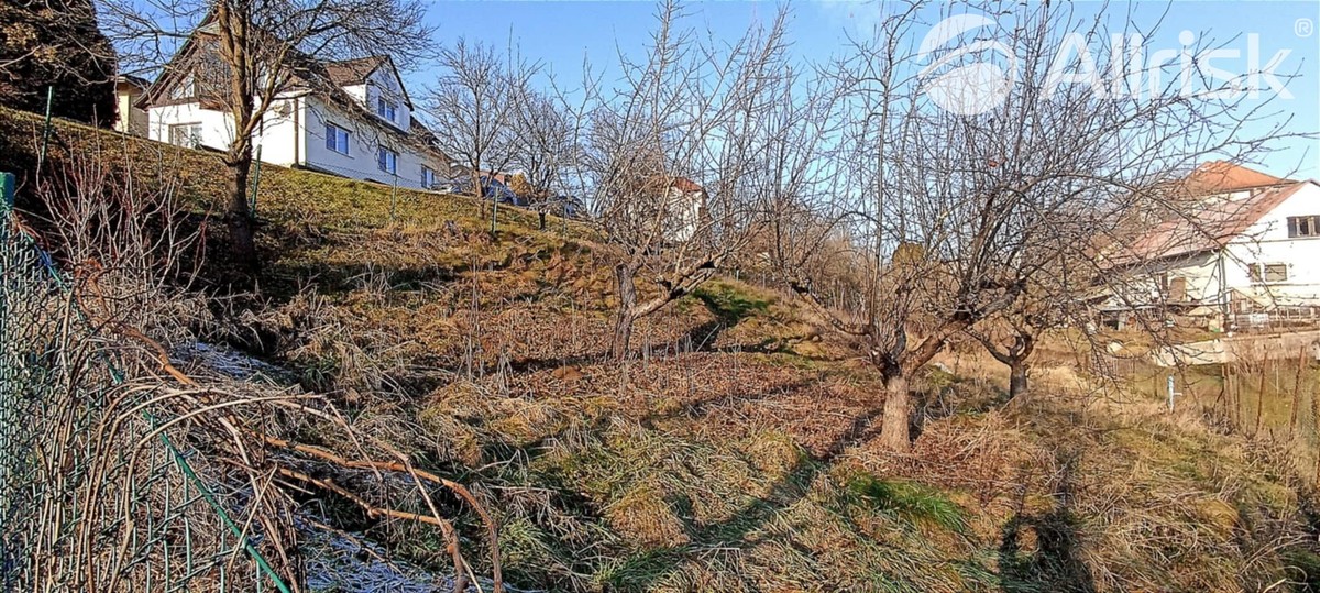 Prodej stavebního pozemku 645 m²