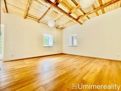 Prodej domu 140 m², pozemek 303 m²