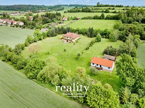 Prodaný dům 322 m², pozemek 9361 m²