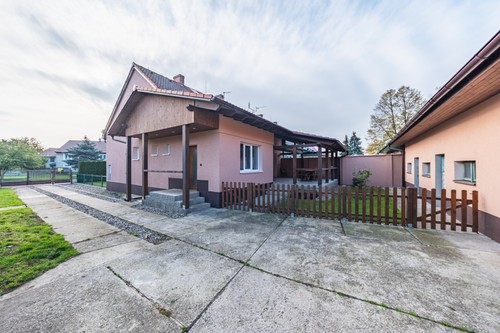 Prodej domu 225 m², pozemek 1224 m²